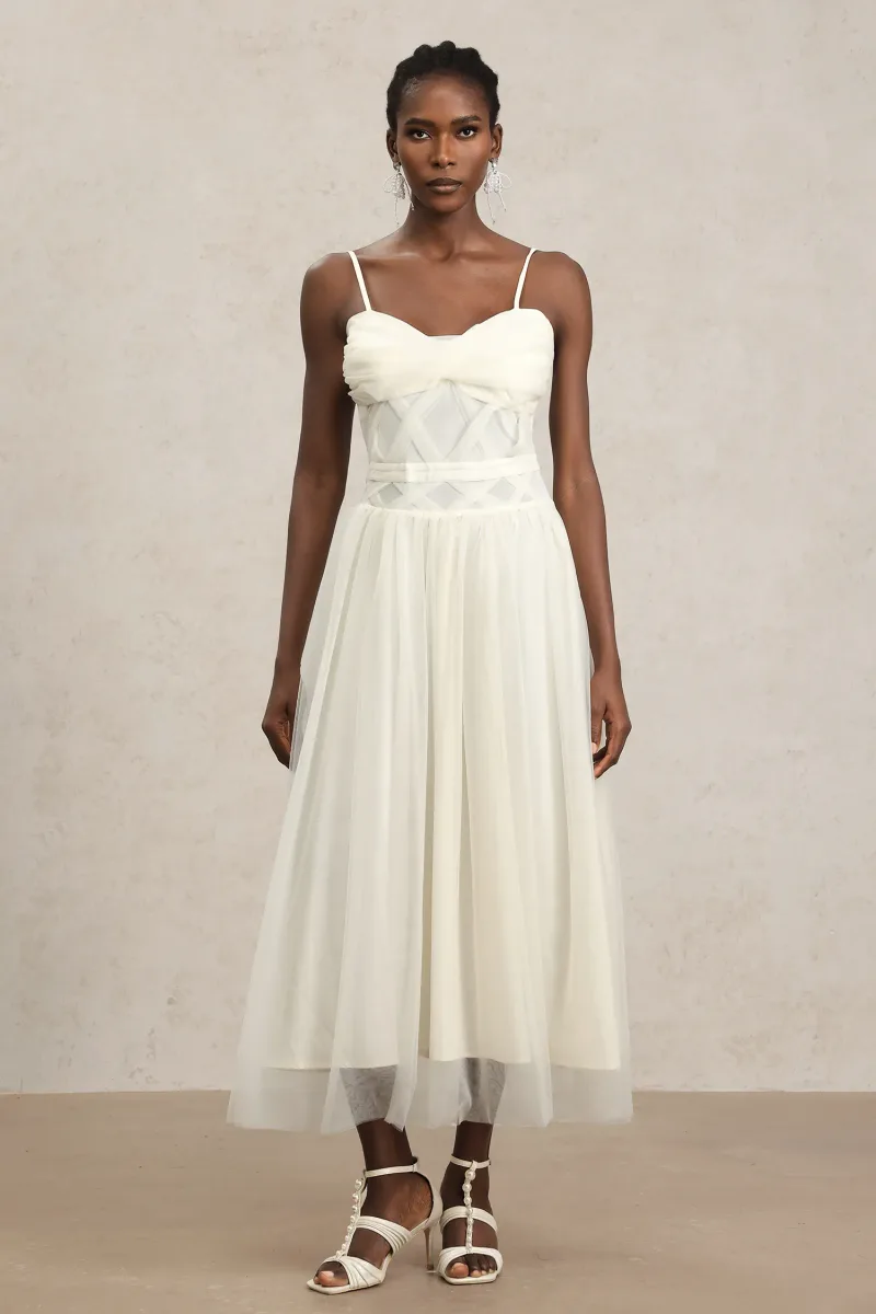 Maxi Omega com Halter e Pregas