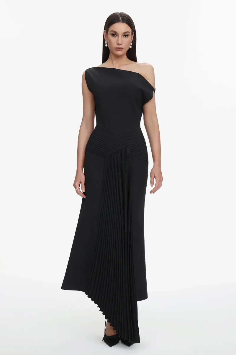 Vestido Midi Juny com Ombro Oblíquo